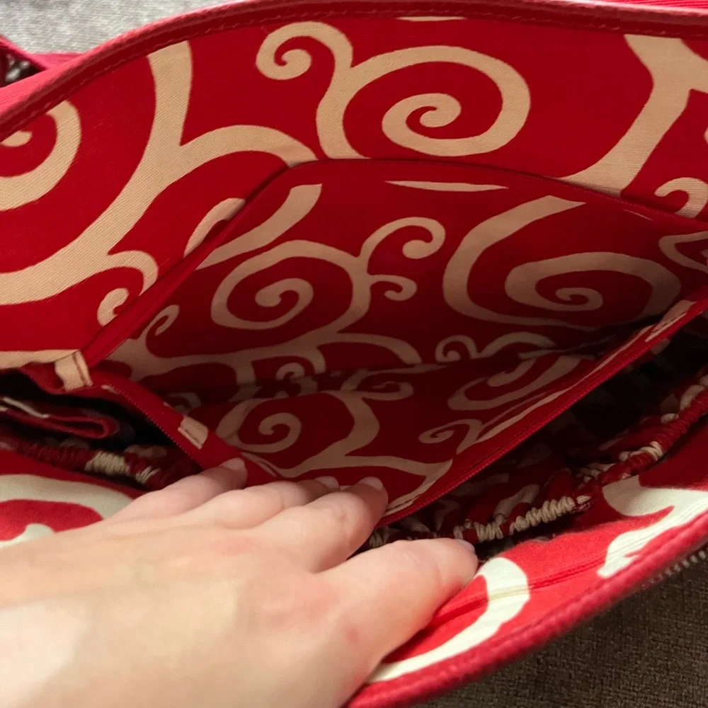 NWOT Isabella Fiore Red Diaper Bag - Picture 12 of 16